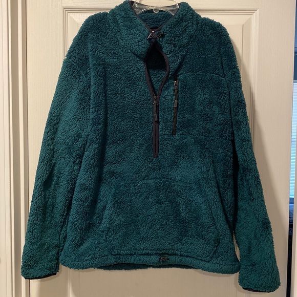 NWOT Victoria’s Secret PINK M Green Teddy Fleece Pullover - Picture 1 of 8